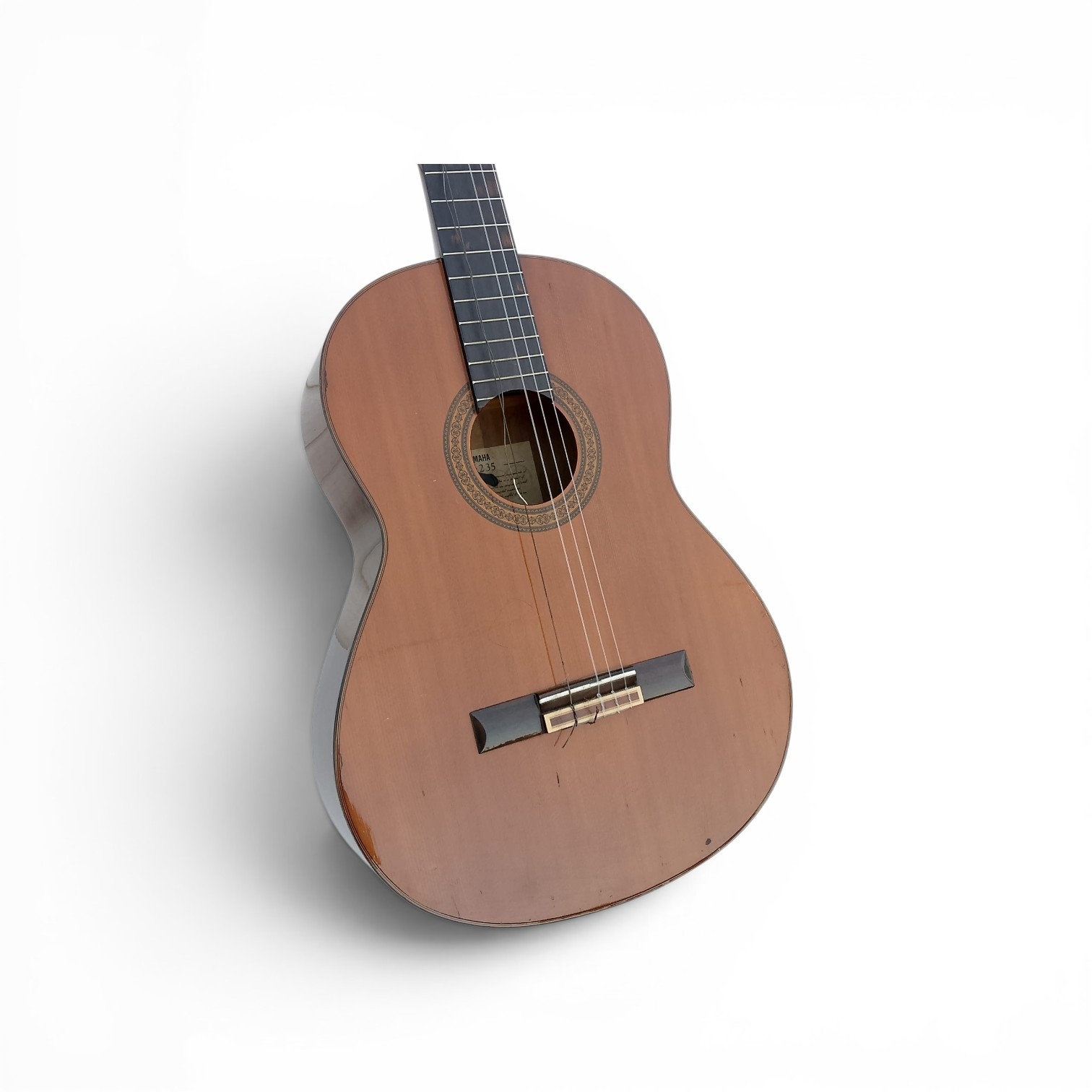 Yamaha C-235 Klasik Gitar
